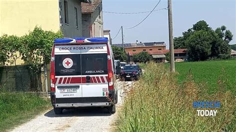 pompiano uomo si da fuoco|Pompiano, si dà fuoco in un campo: muore in ospedale